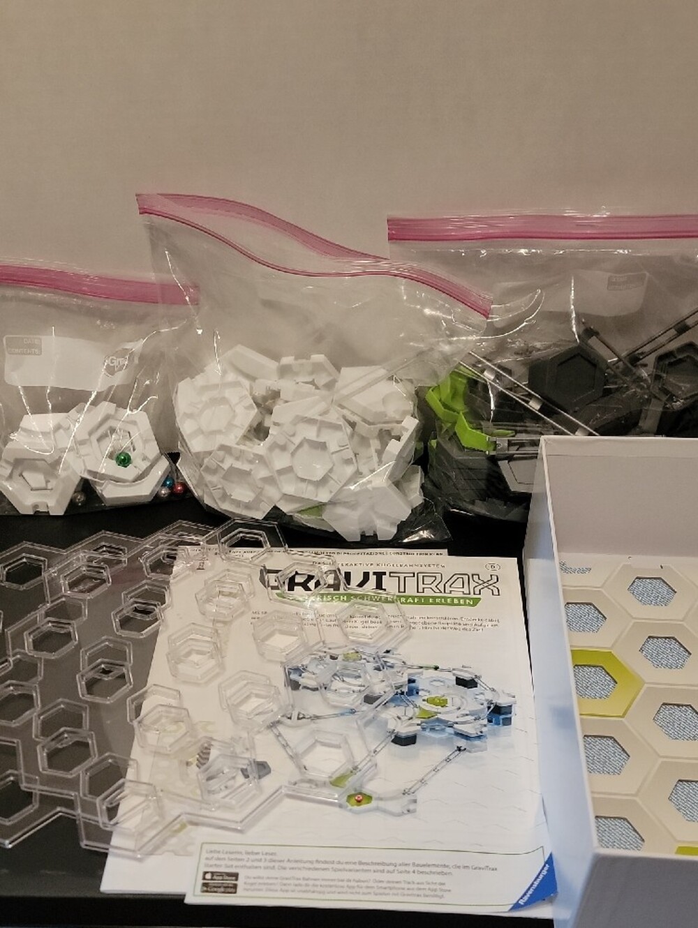 Ravensburger Gravitrax Starter Set - Picture 3 of 7